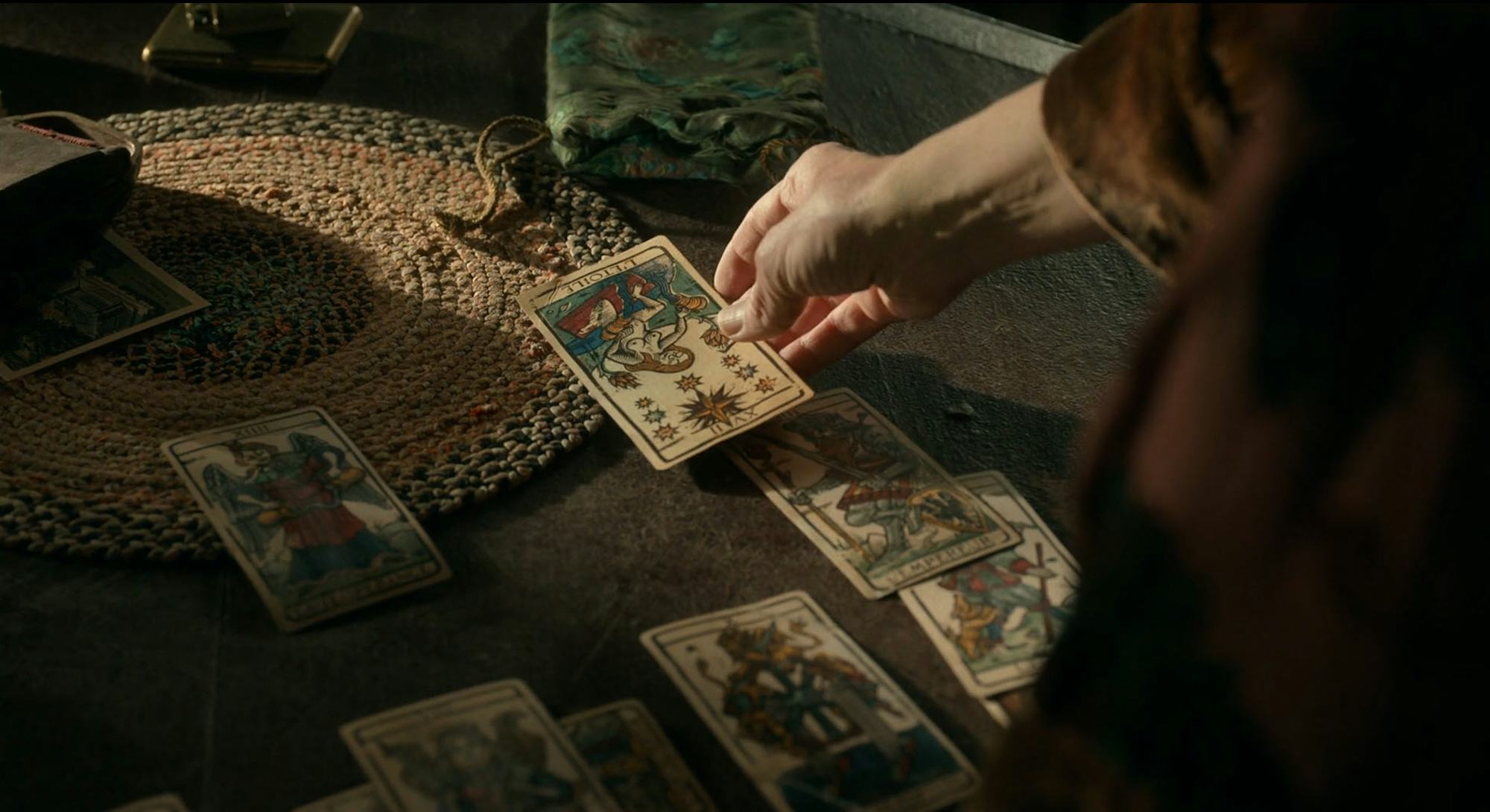 Nightmare Alley - Điều gì ẩn giấu đằng sau con hẻm ác mộng lộng lẫy đầy đen tối? 13 You need to watch the scariest noir thriller on HBO Max ASAP