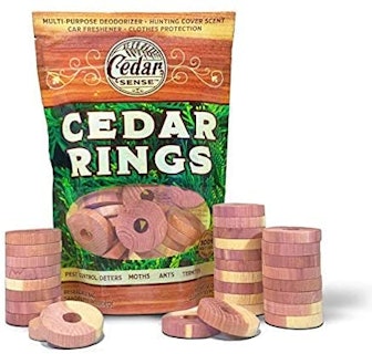 Cedar Sense Store Cedar Rings (30-Pack)