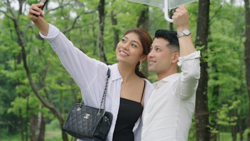 Priya and Mizuki taking a selfie on 'Love Is Blind: Japan'