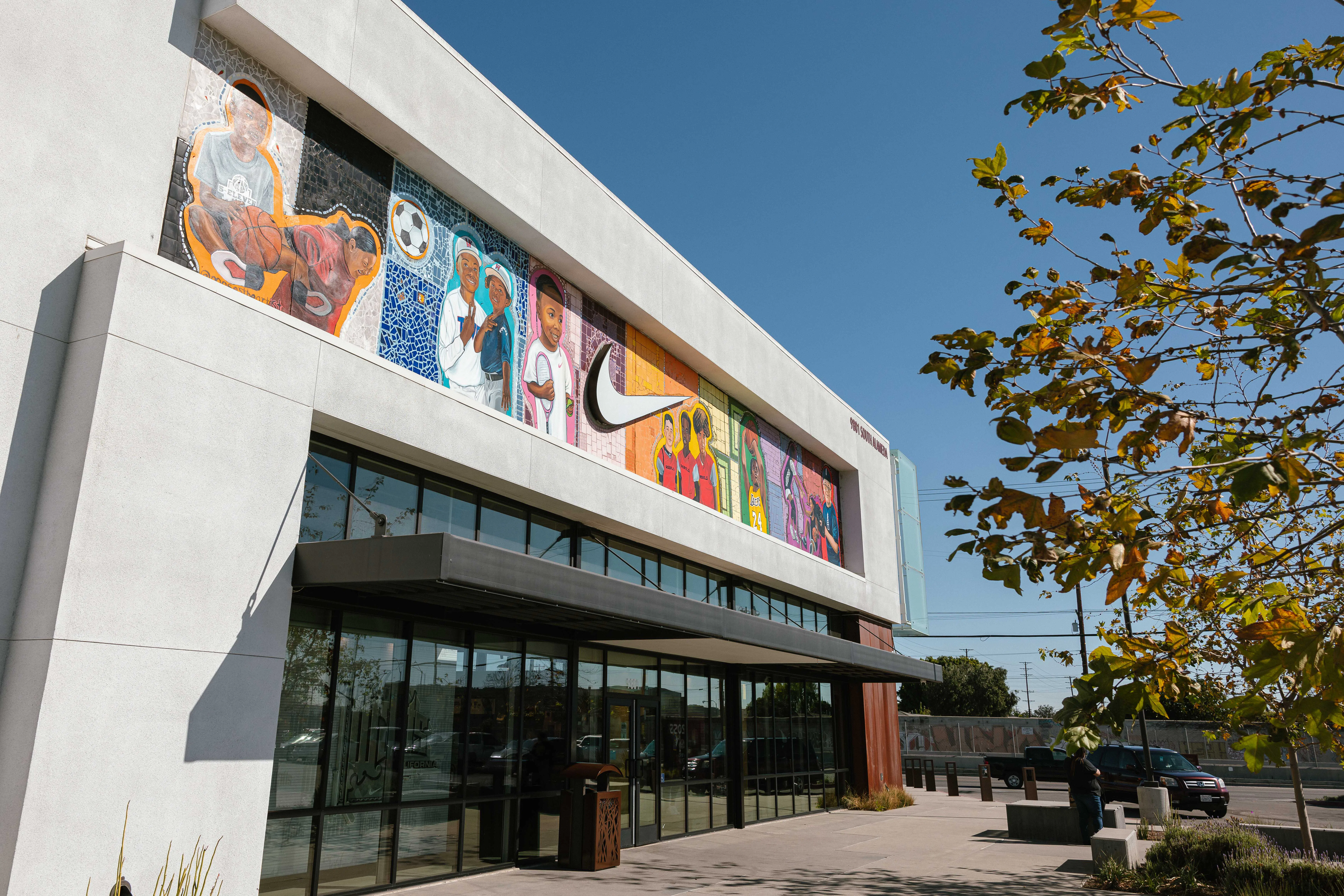 nike factory store watts