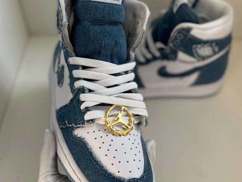Air Jordan 1 High "Denim"