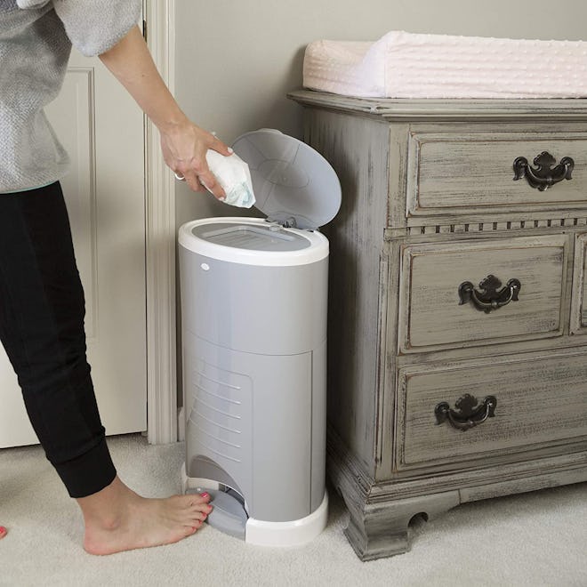 Dekor Plus Hands-Free Diaper Pail