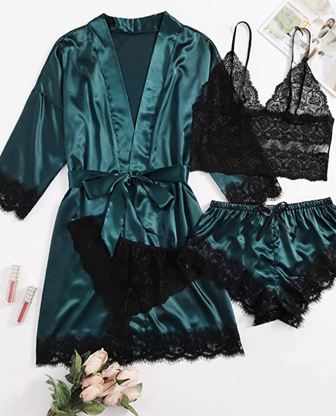 WDIRARA Satin Lace Cami Top Lingerie Pajama Set with Robe