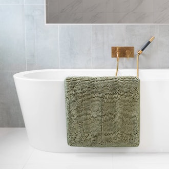 Tafts Chenille Bath Mat