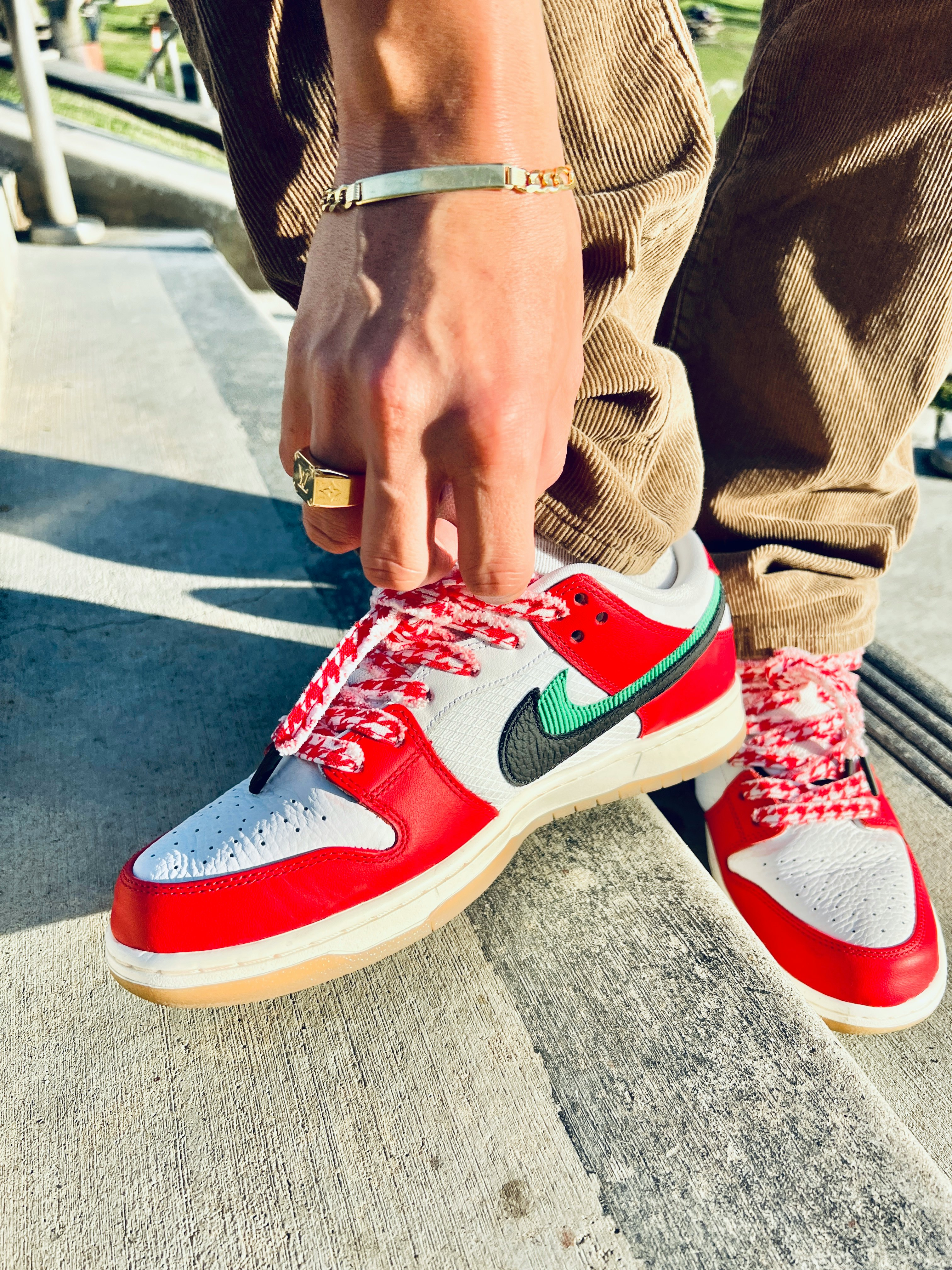 nike dunk habibi on feet