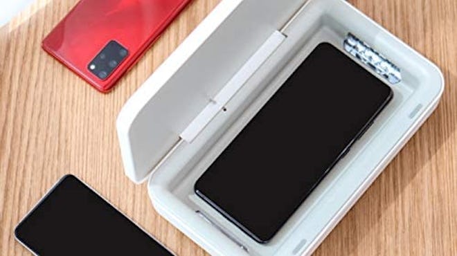 Samsung Qi Wireless Charger and UV Sanitizer