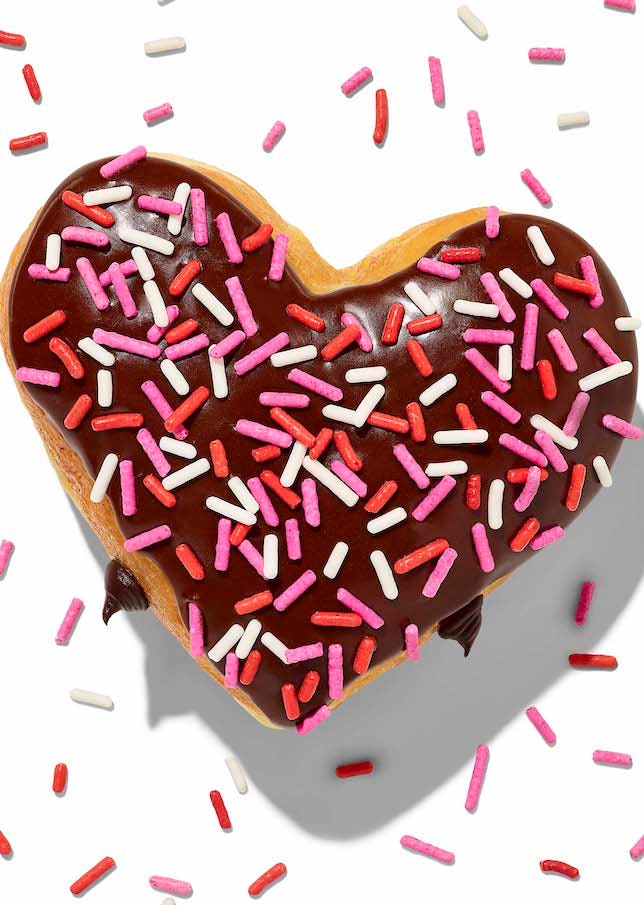 Dunkin’s Valentine’s Day 2022 donuts and drinks include brownie and mocha flavors.