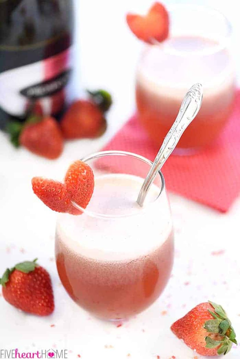 valentine's day cocktail strawberry float