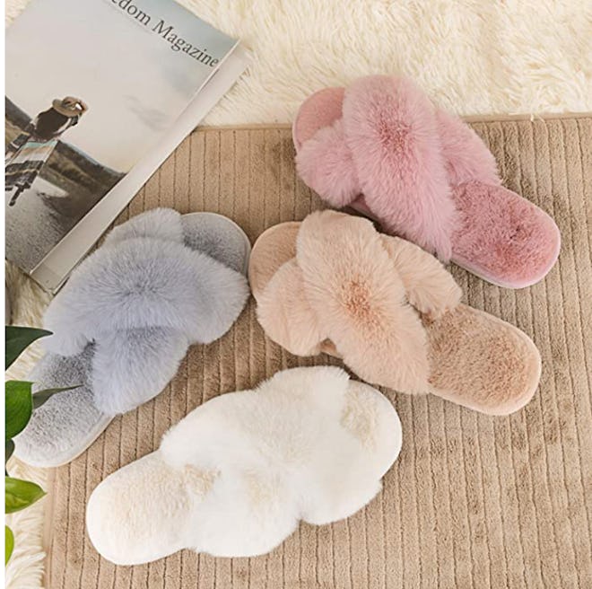 Parlovable Fluffy Cross Band Slippers