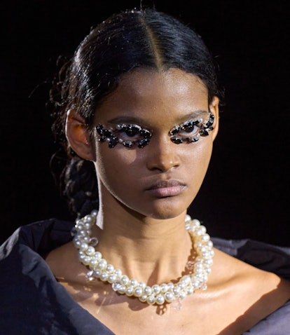 Simone Rocha AW22 Model eye jewels
