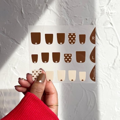 ManiMe's 3D-printed custom-made gel nail polish stickers