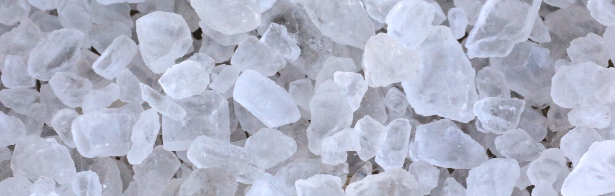 Crystal rock salt for road de-icing