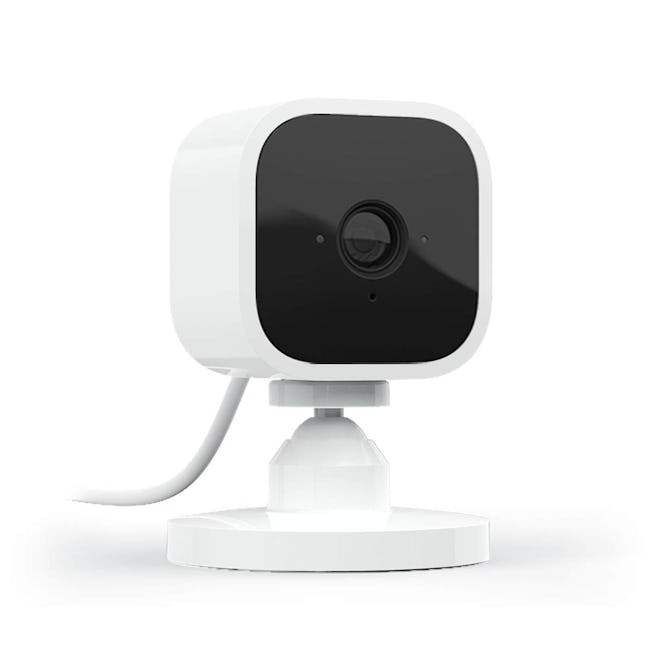 Blink Home Security Blink Mini Compact Indoor Smart Security Camera
