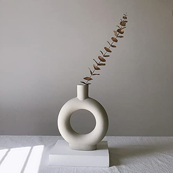 Eastern Rock White Ceramic Vase