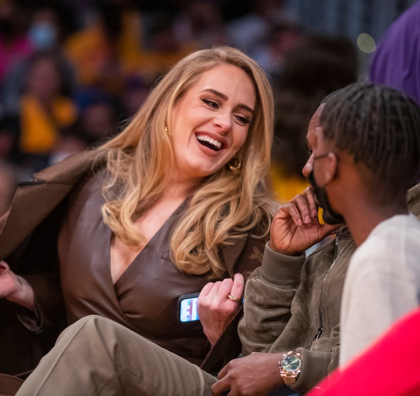 Adele's outfit at a basketball game.