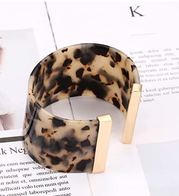 FAERLIIRY Acrylic Statement Cuff Bracelet