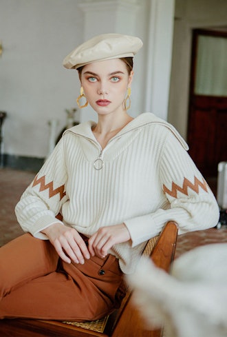 Petite Studio Aspen Wool Sweater In Ivory