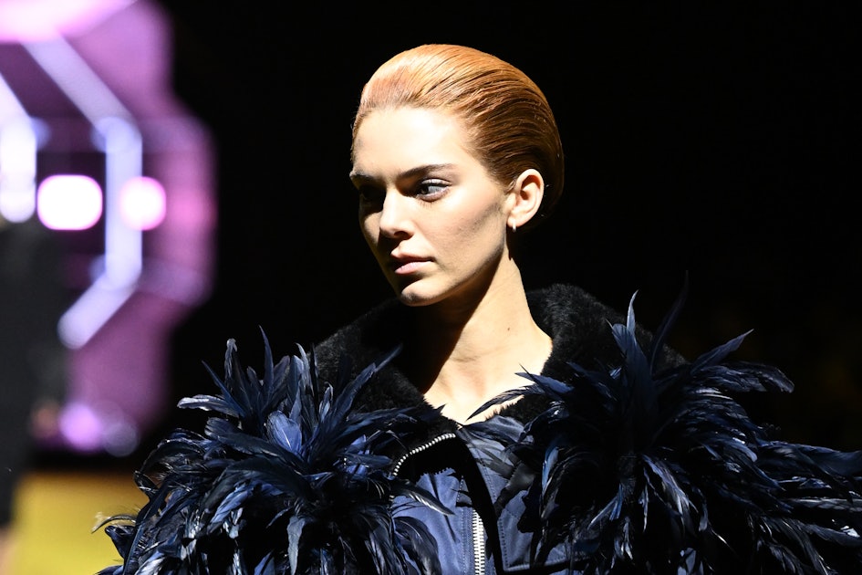 Kendall Jenner Debuts Copper Red Hair At Milan Fashion Week