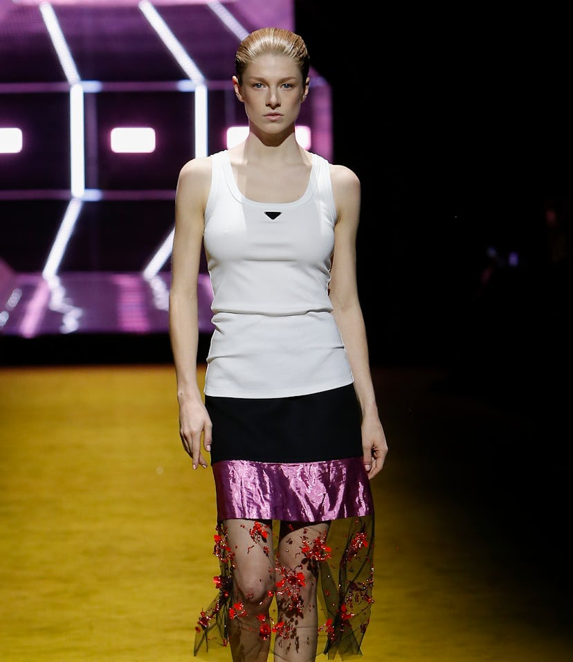hunter shafer wearing prada fall winter 2022 white tank