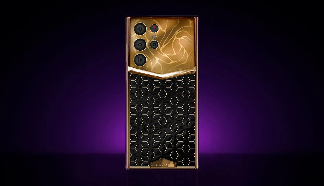 Caviar's $5,980 gold-plated Galaxy S22s are covered in crocodile