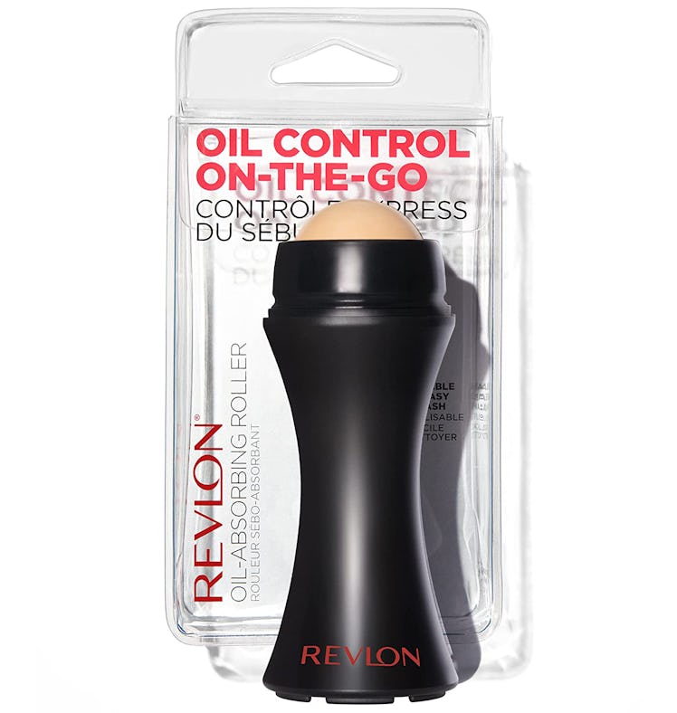 REVLON Oil-Absorbing Volcanic Face Roller