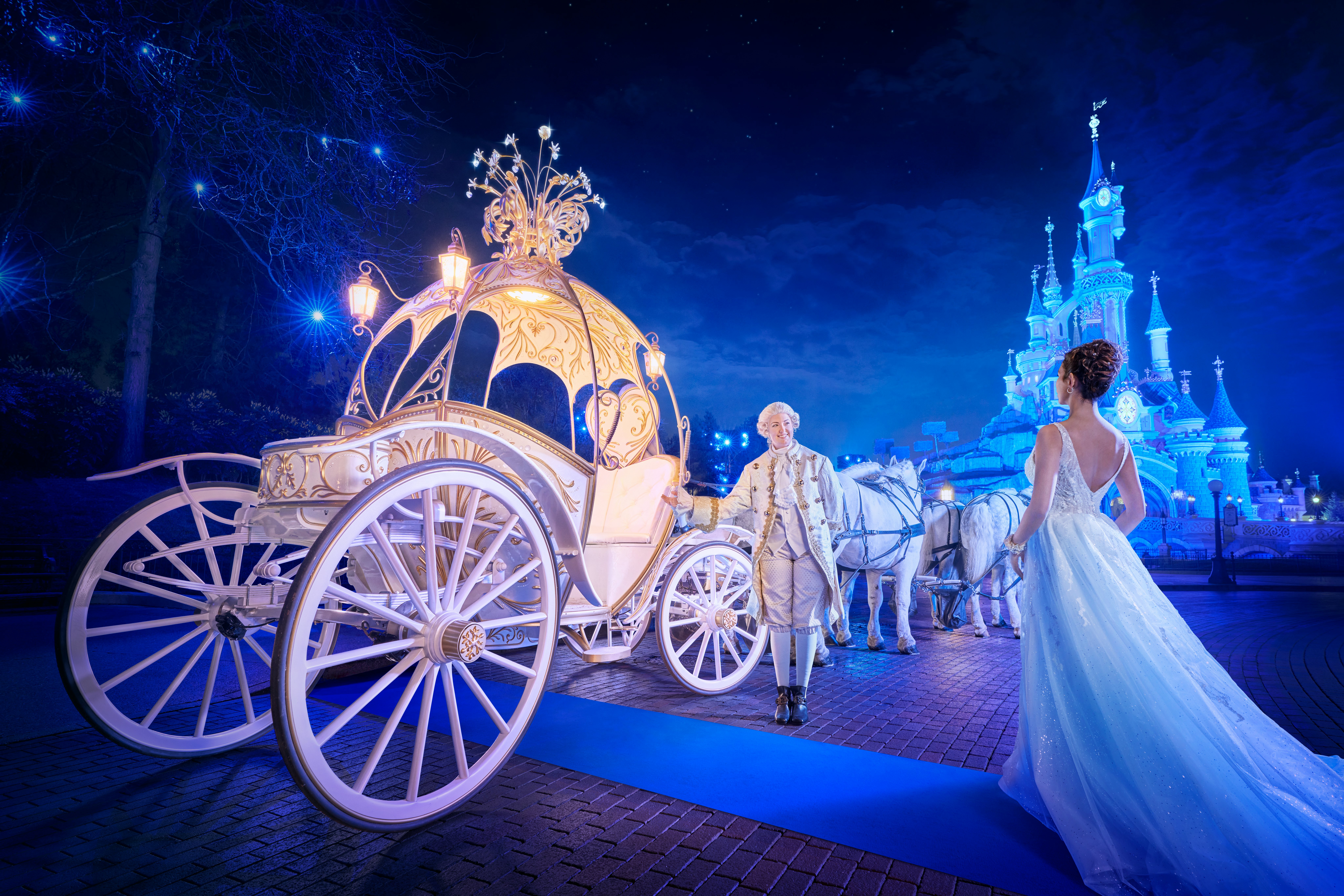 Photos Of Disney's New Swarovski Crystal-Adorned Fairy Tale Carriage Are  Magical