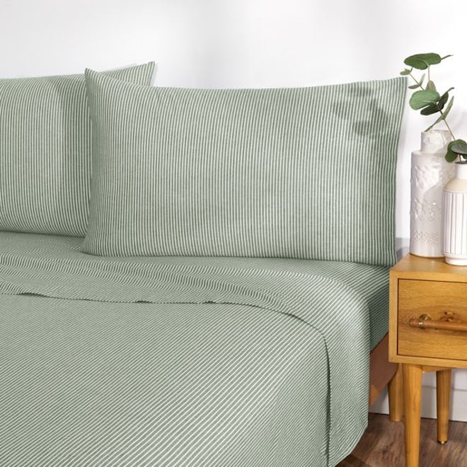 Yarn Dyed Organic Cotton Chambray Stripe Bed Sheet Set