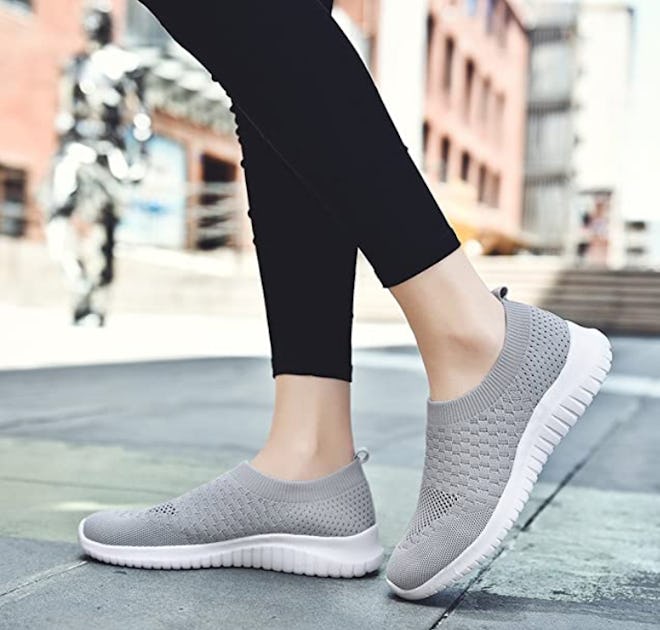 TIOSEBON Women’s Athletic Walking Shoes