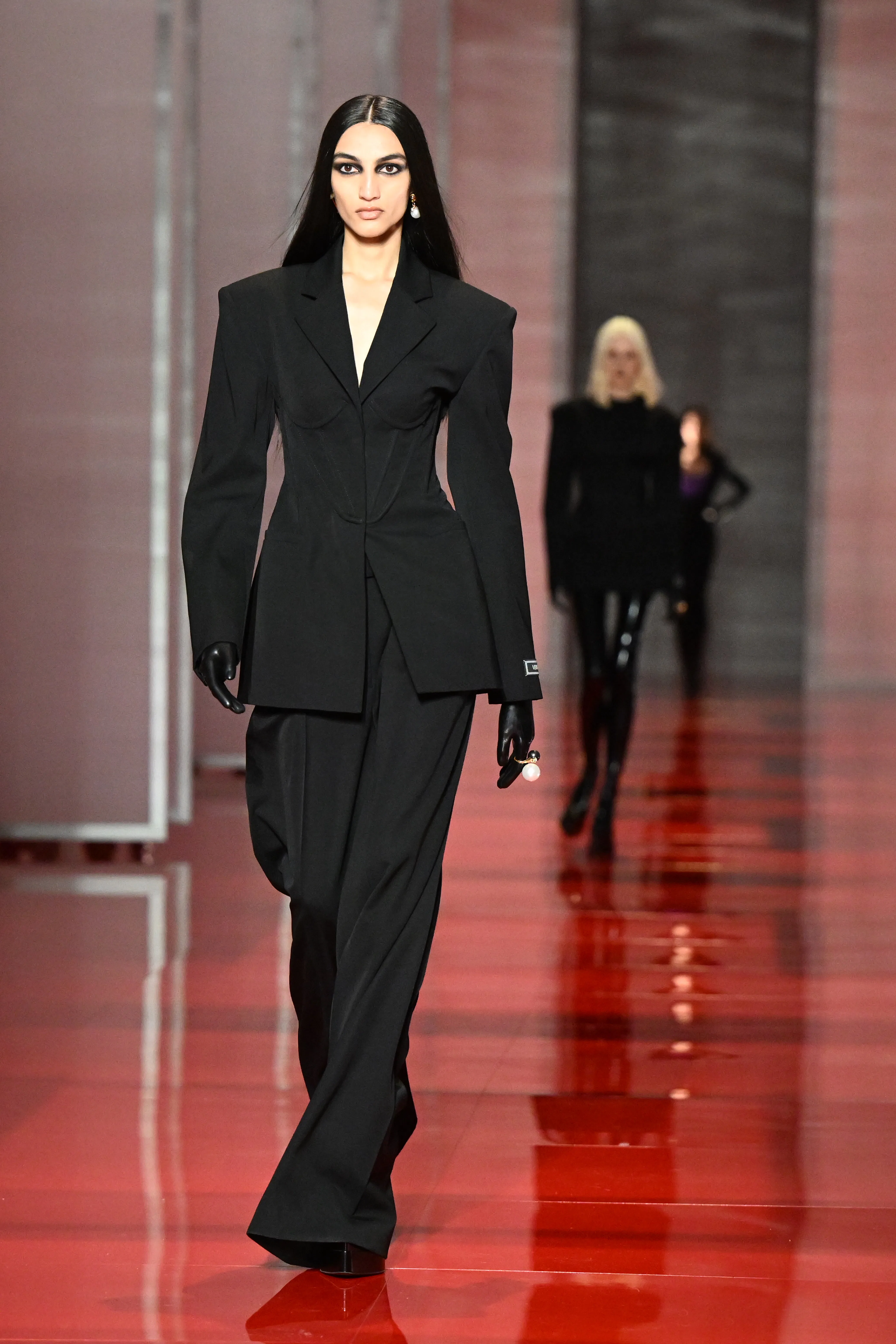 Versace's Fall/Winter 2022 Show Was All About The Corset