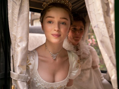 Phoebe Dynevor as Daphne in  Bridgerton