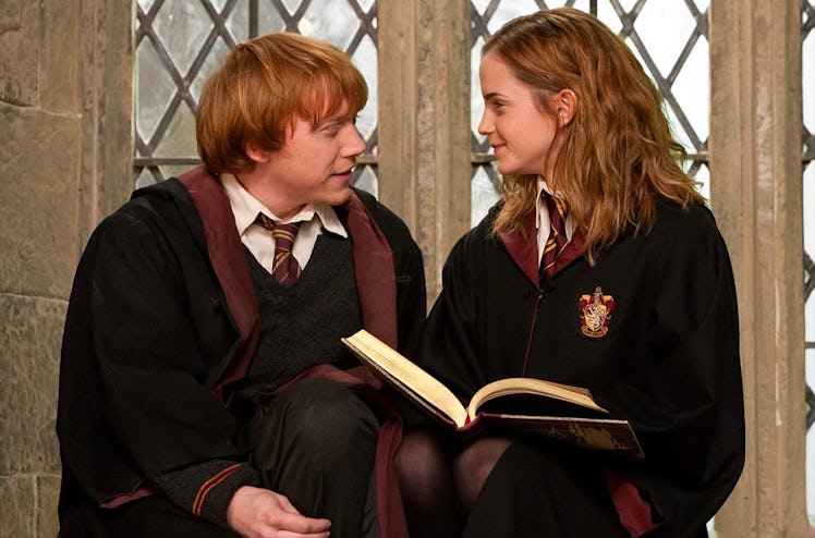 Ron and Hermione are a couple that inspired 'Harry Potter'-themed Valentine's Day cards on Etsy.