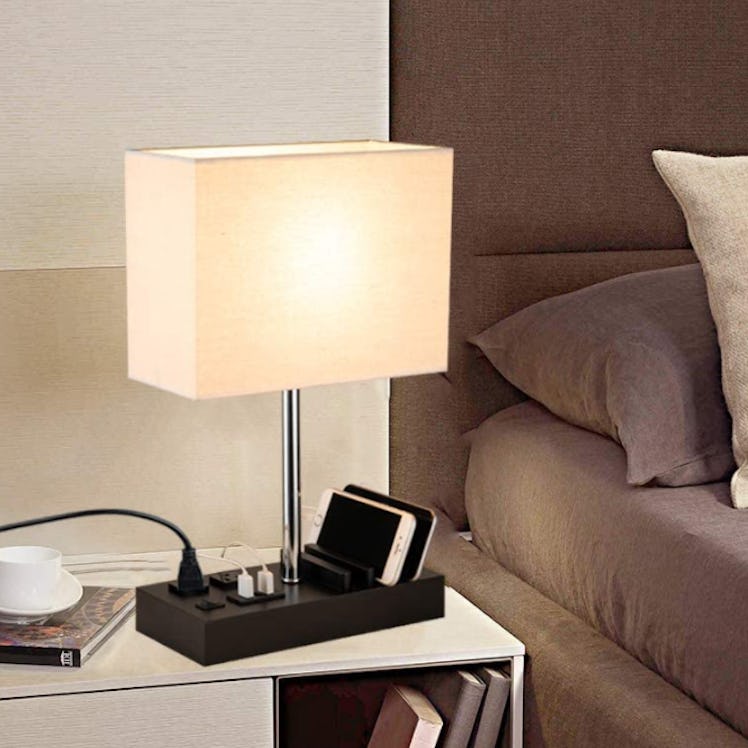 Briever Table Lamp with Charging Station