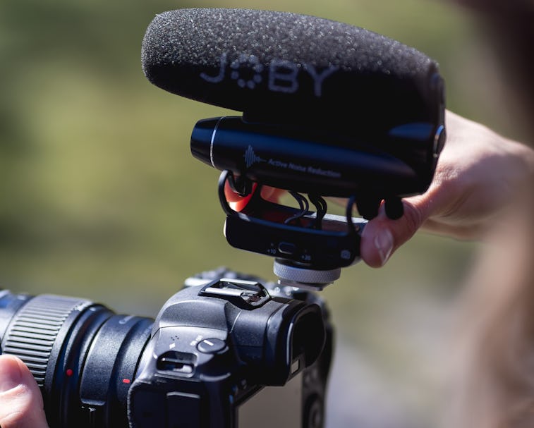 Joby Wavo Pro microphones 2022