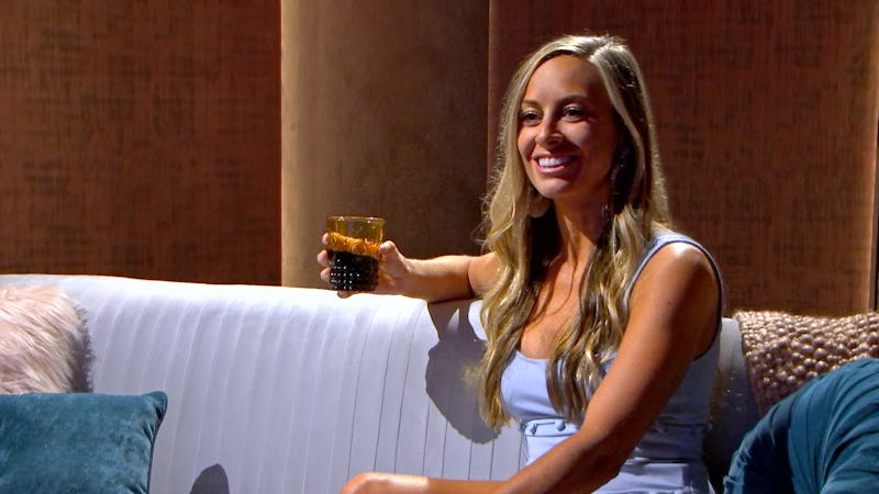 Jessica Batten on 'Love is Blind' Season 1. She's holding wine and sitting on a couch in the pods.