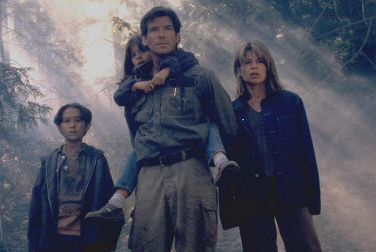 Pierce Brosnan and Linda Hamilton in Dante's Peak, the last great disaster movie