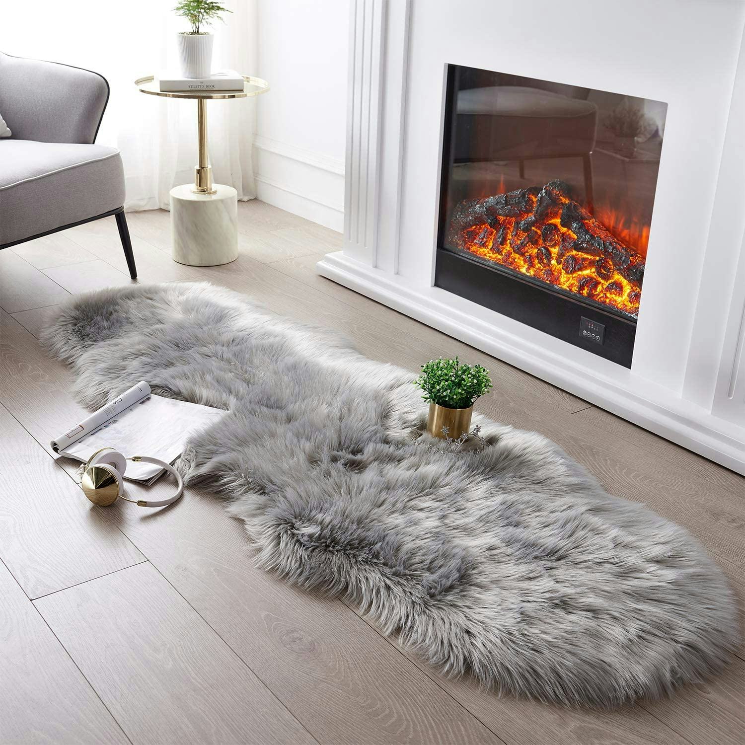 SERISSA Faux Sheepskin Fur Rug