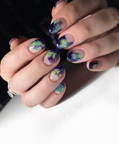 7 Marble Nail Designs To Try For An Unexpected Spring Nail Art Look