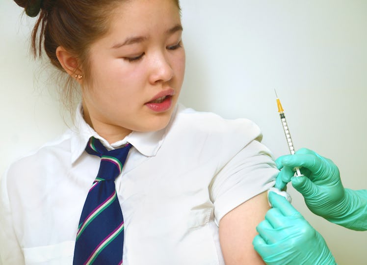girl getting hpv vaccine