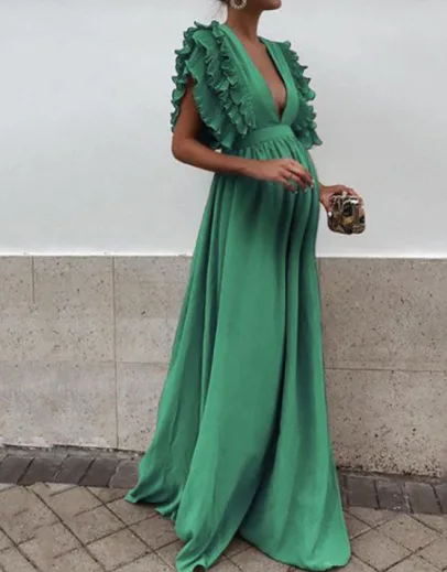 These 18 Gorgeous Goddess Baby Shower Dresses Will Make You Feel Ethereal