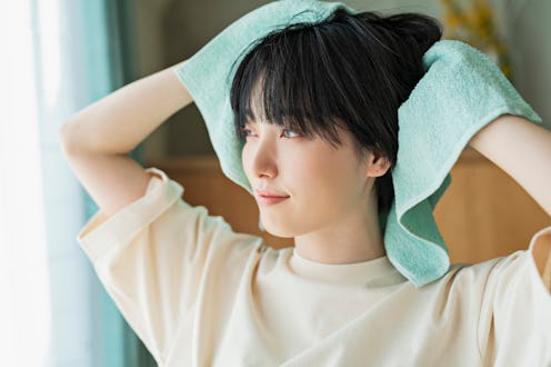 The benefits of hair steaming, the DIY beauty treatment that infuses your strands with hydration.
