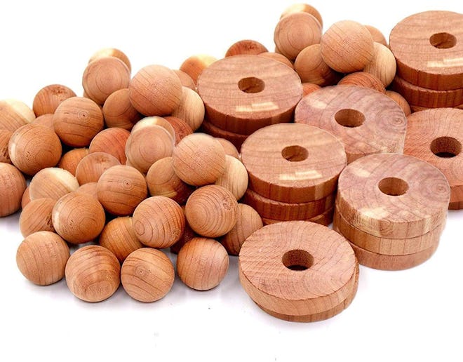 CEDAR HOME Cedar Blocks for Clothes Storage (50 Count)