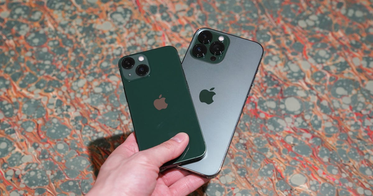 We Got The Green Iphone 13 Pro Max And Iphone 13 Mini Early We Got The Green Iphone 13 Pro Max And Iphone 13 Mini Early