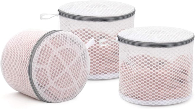 Wash your bras properly in MuchFun's Honeycomb Mesh Laundry Bags For Delicates