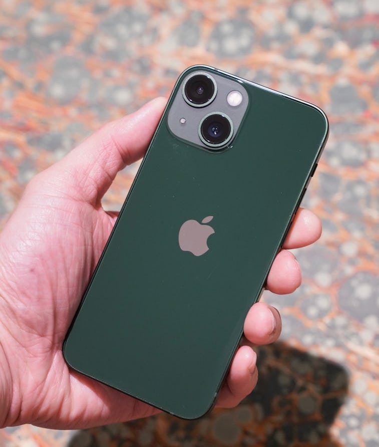 We Got The Green Iphone 13 Pro Max And Iphone 13 Mini Early We Got The Green Iphone 13 Pro Max And Iphone 13 Mini Early
