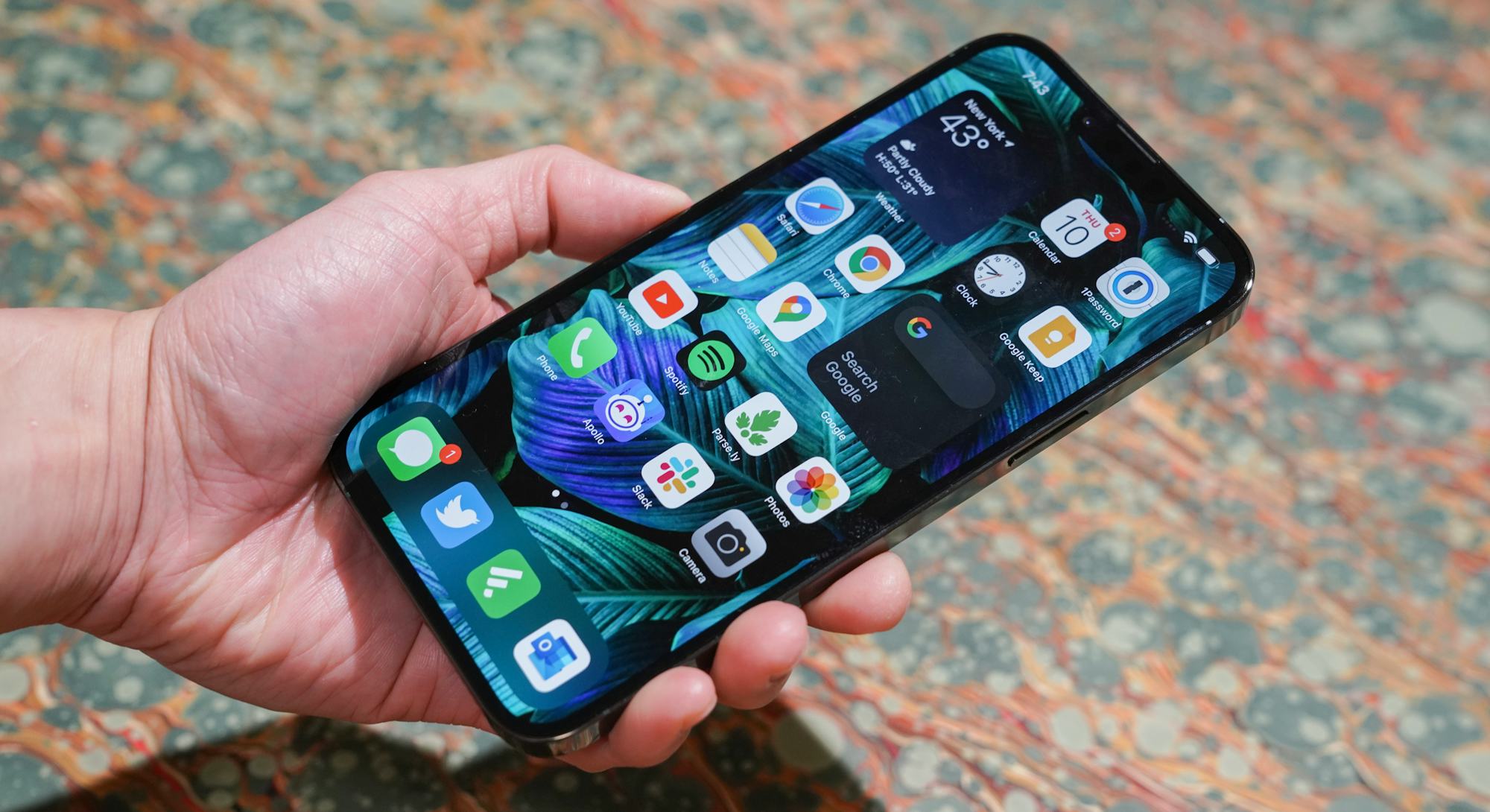We Got The Green Iphone 13 Pro Max And Iphone 13 Mini Early We Got The Green Iphone 13 Pro Max And Iphone 13 Mini Early