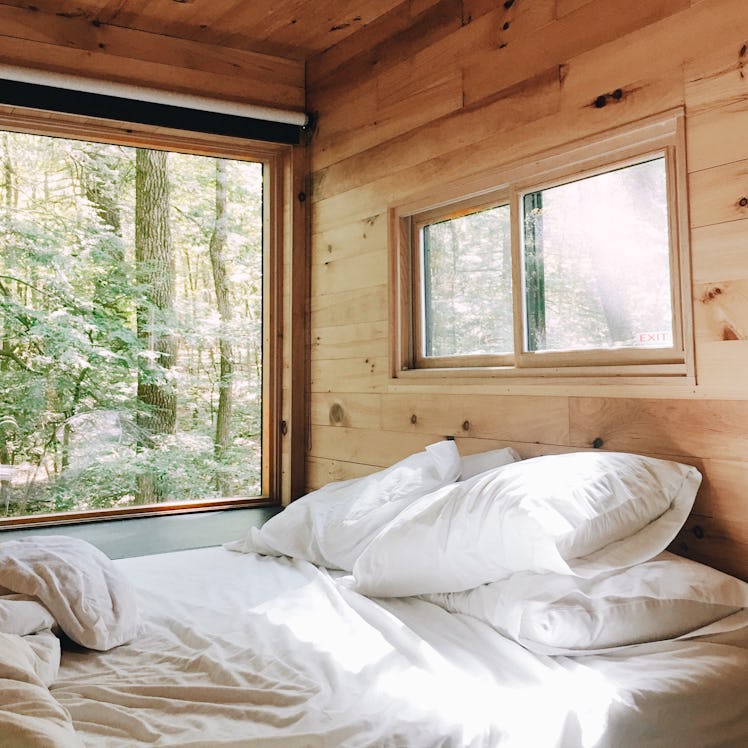 Getaway's Tiny Cabin Giveaway 2022 for Daylight Savings includes a two-night stay.