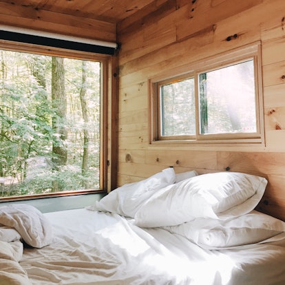 Getaway's Tiny Cabin Giveaway 2022 for Daylight Savings includes a two-night stay.