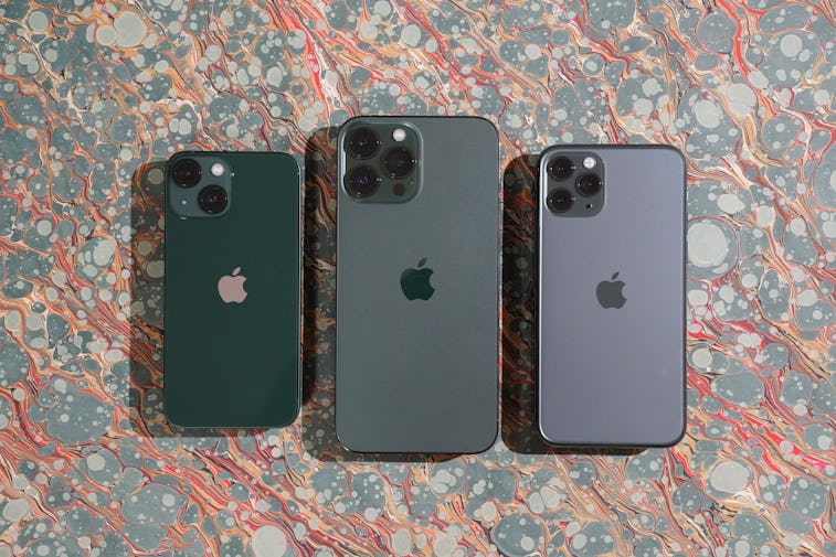 We Got The Green Iphone 13 Pro Max And Iphone 13 Mini Early