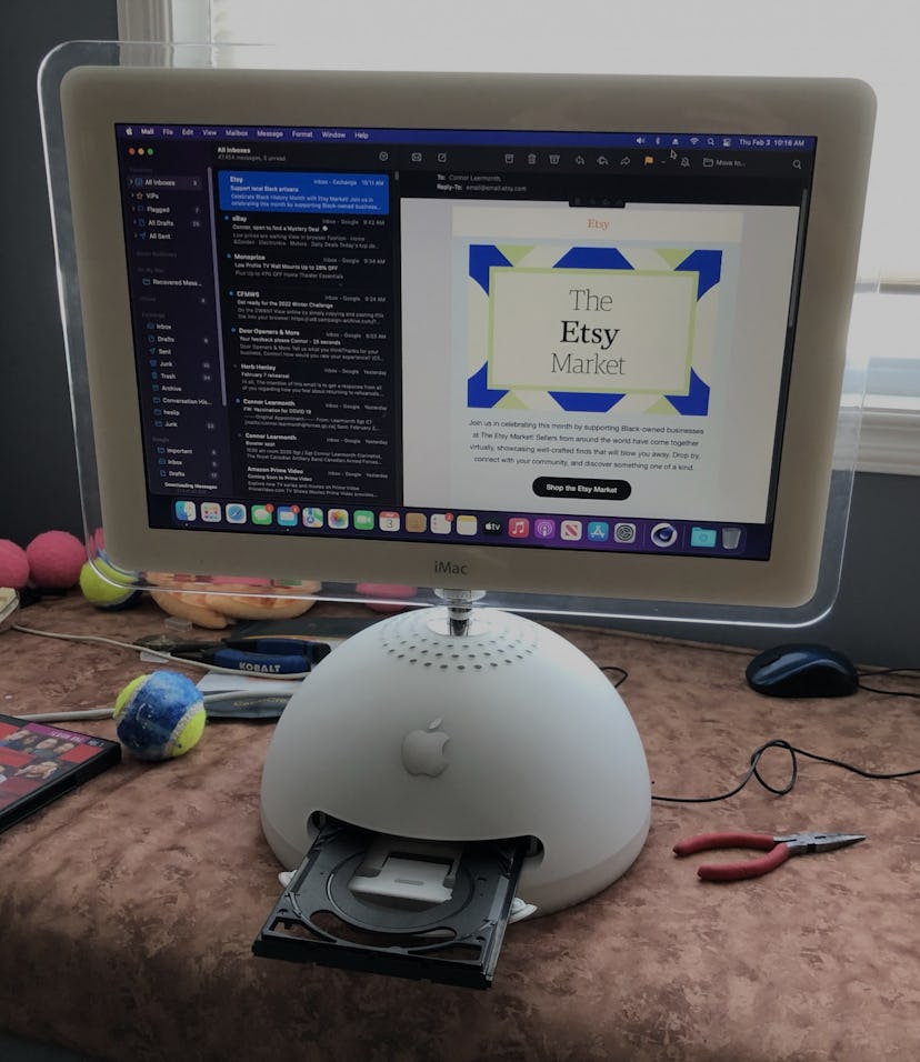 connor55's iMac G4 build with a M1 chip.