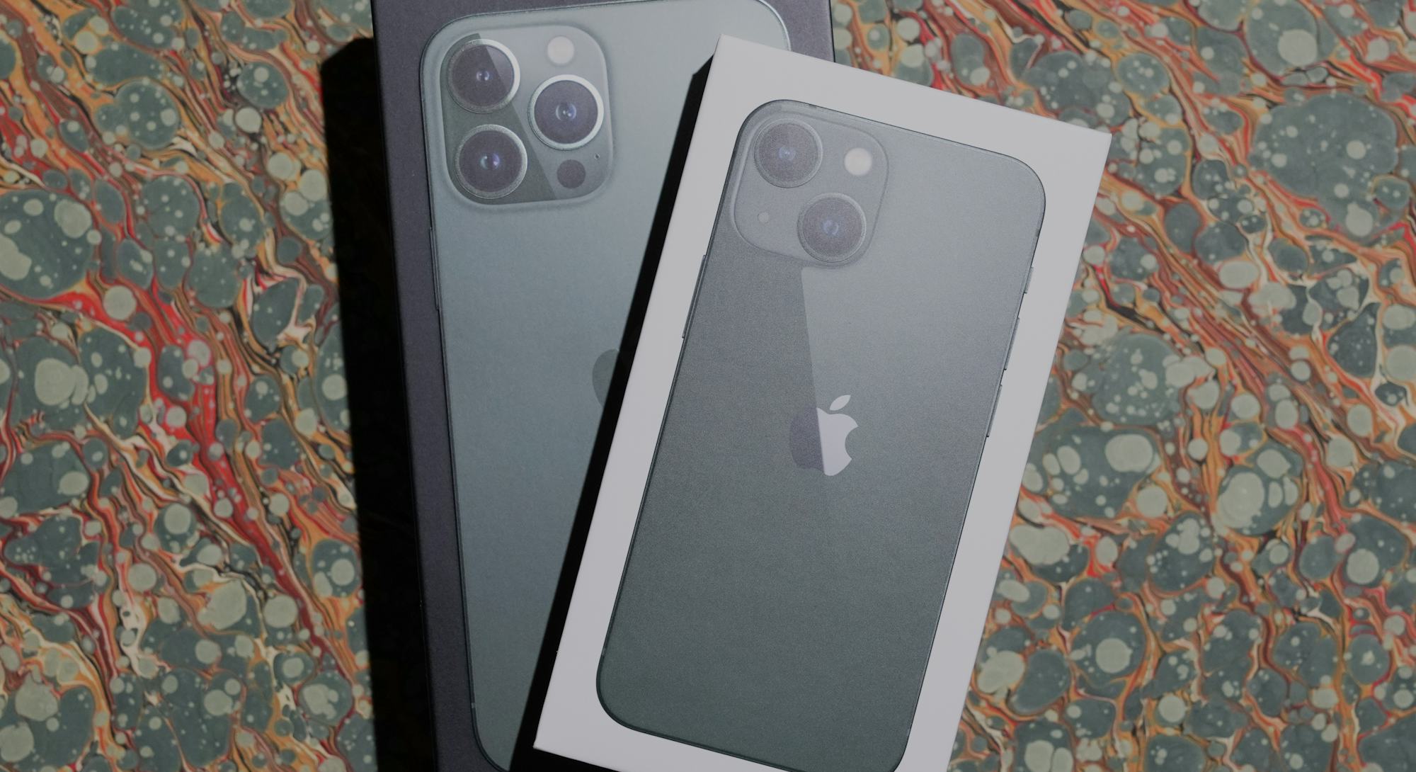 We Got The Green Iphone 13 Pro Max And Iphone 13 Mini Early We Got The Green Iphone 13 Pro Max And Iphone 13 Mini Early